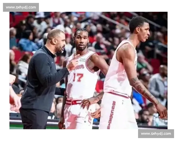 火箭铁心留住双星:小贾续约落定,伊森谈判进入关键阶段 火箭铁心留住双星:小贾续约落定,伊森谈判进入关键阶段