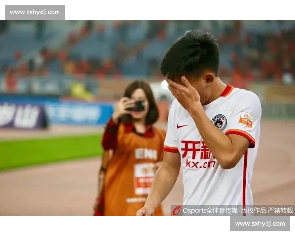 泪目！六冠王 C 宝退役后首谈复出：“我还没准备好说再见”